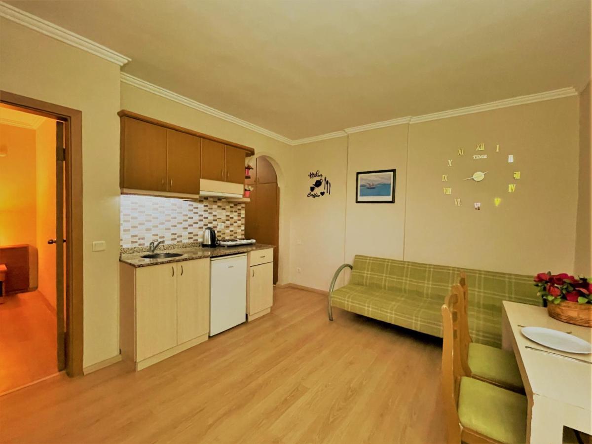Select Suite & Apart Hotel Алания Экстерьер фото